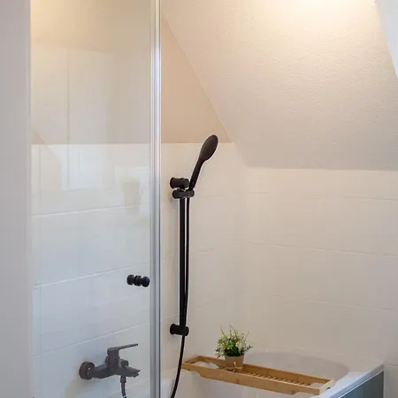 Appartement Im Luftkurort Kisslegg, Frisch Renoviert, Balkon, Boxspringbetten, Smarttv, Playstation, Kaffevollautomat, Ruhig, Familienfreundlich *