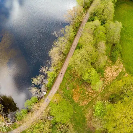 Im Luftkurort Kisslegg, Frisch Renoviert, Balkon, Boxspringbetten, Smarttv, Playstation, Kaffevollautomat, Ruhig, Familienfreundlich Kißlegg
